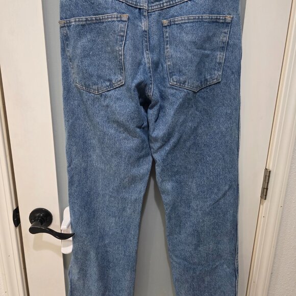 Wrangler Men’s Relaxed Fit Jeans 32x30 Light Blue Denim Classic Straight Leg - Picture 8 of 8